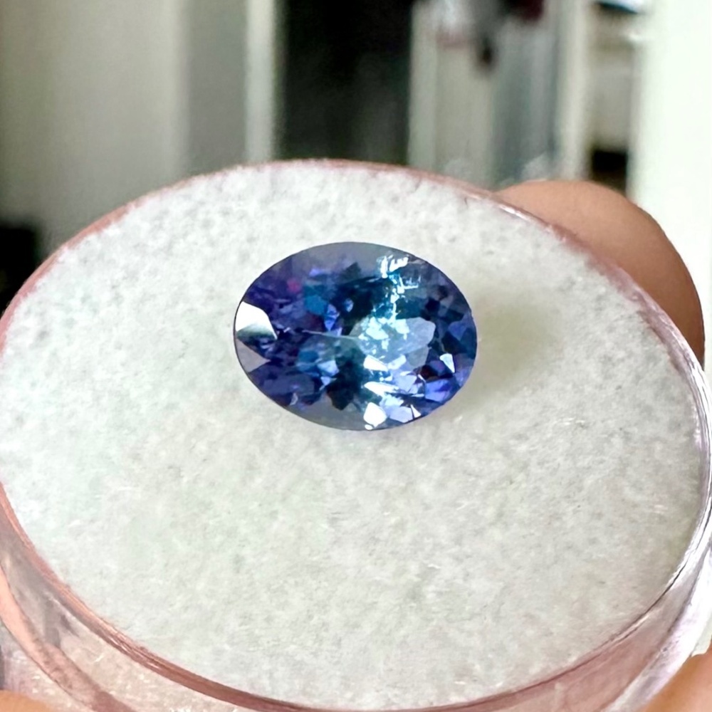 🧜♀️💜 UNHEATED Mermaid Bicolor 1.89 ct Natural Tanzanite ✨ GFCO Certified